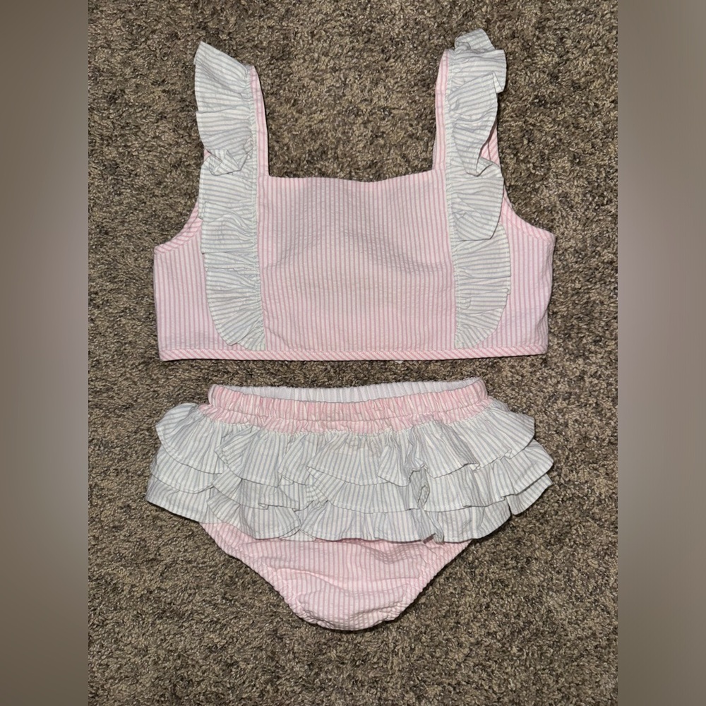 Southern smocked girls Boutique swim size 6.